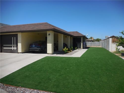 81 Lupin Ct, Las Vegas, NV, 89110-4531 | Card Image