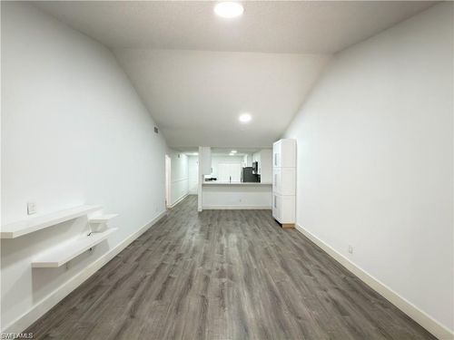 g203-3451 County Barn Rd, NAPLES, FL, 34112-7435 | Card Image