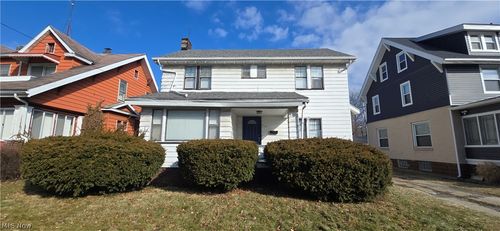 370 Lora Ave, Youngstown, OH, 44504-1518 | Card Image