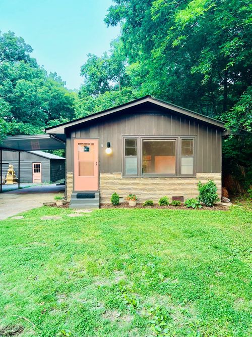 a-1525 Riverside Dr, Nashville, TN, 37206-1439 | Card Image
