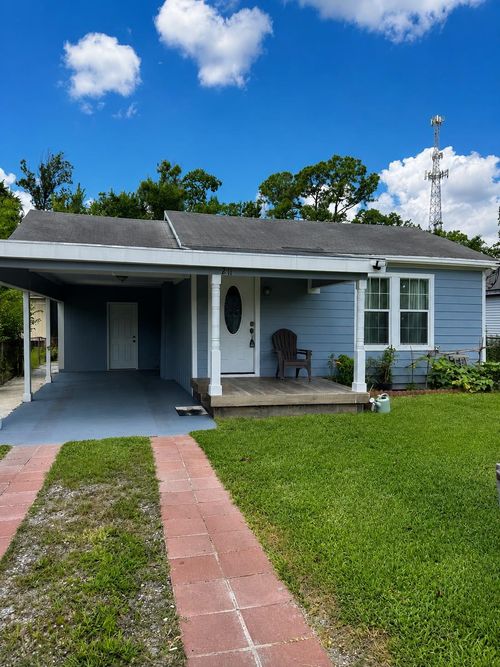 211 Florence St, Orange, TX, 77630-5434 | Card Image