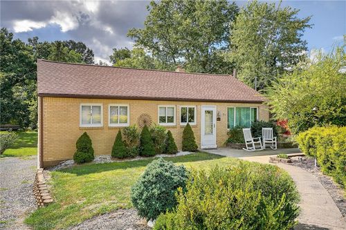 6094 Library Rd, Bethel Park, PA, 15102-4026 | Card Image