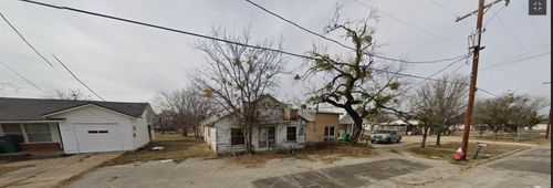 1400 S Concho St, Coleman, TX, 76834-5803 | Card Image