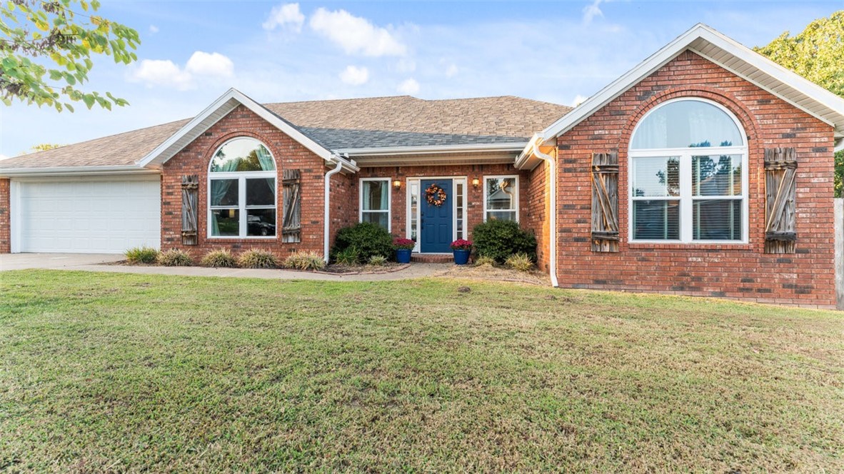 Woodbridge Rd, Springdale, AR 72762