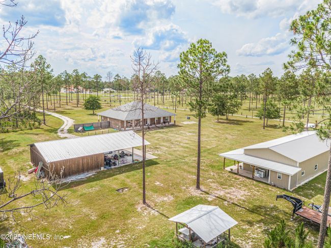 14157 Glen Farms Dr, House other with 4 bedrooms, 3 bathrooms and null parking in Glen St. Mary FL | Image 6