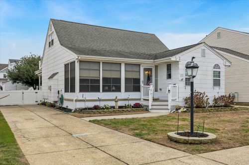 13 Waterway Rd, Ocean City, NJ, 08226-2114 | Card Image