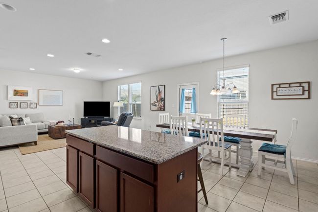 11720 Amber Stream Ln, House other with 4 bedrooms, 3 bathrooms and 3 parking in Manor TX | Image 10