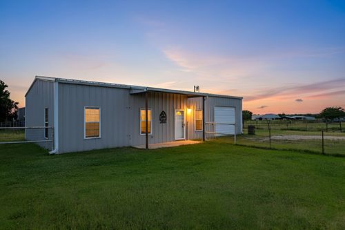 3300 Airport Rd, Tioga, TX, 76271-2724 | Card Image
