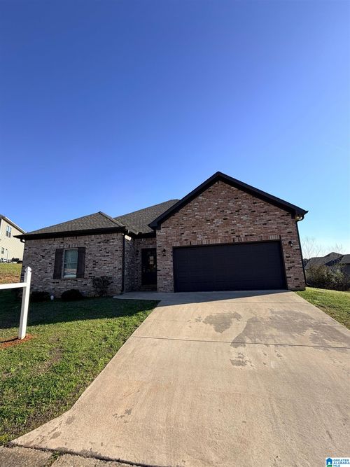 15592 Crimson Ridge Cir, Brookwood, AL, 35444-3776 | Card Image