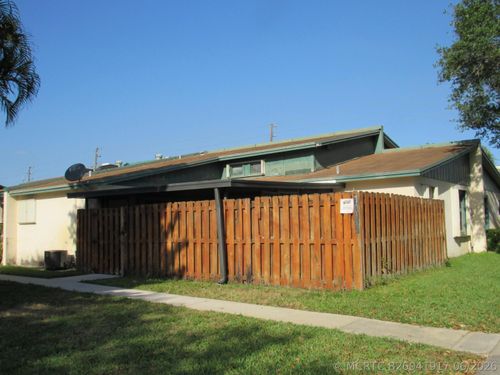 1065 Manor Dr, Palm Springs, FL, 33461-2948 | Card Image