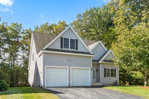 10 Dickens Ln, Tyngsboro, MA, 01879-2736 | Card Image