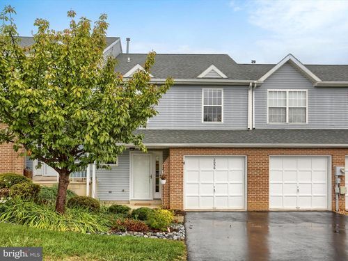 2036 Daybreak Cir, Harrisburg, PA, 17110-9294 | Card Image