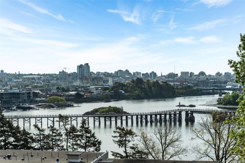 602-103 Gorge Rd E, Victoria, BC, V9A6Z2 | Card Image
