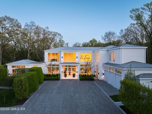 8 Fox Run Ln, Greenwich, CT, 06831-3736 | Card Image