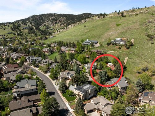 3945 Promontory Ct, Boulder, CO, 80304-1055 | Card Image