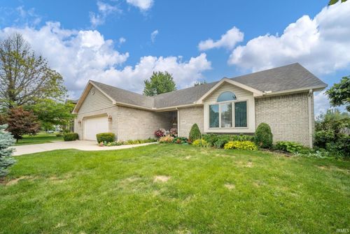 7909 W Kennedy Pkwy, Yorktown, IN, 47396-6830 | Card Image