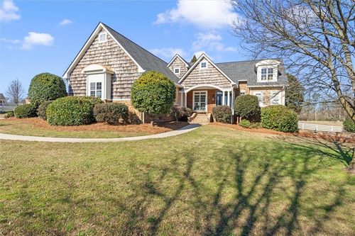 220 Mckenzie Bridge Rd, Carrollton, GA, 30116-7963 | Card Image
