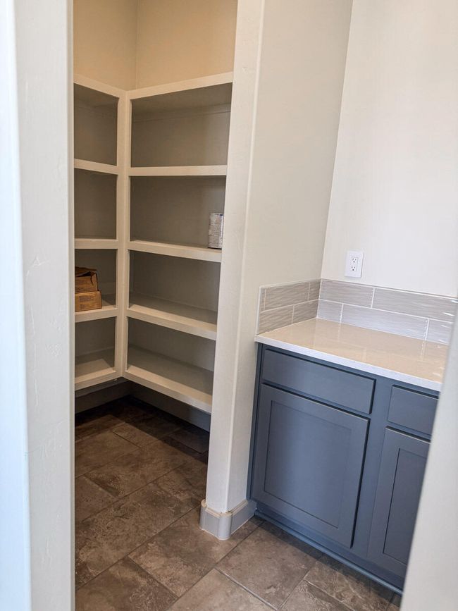 2216 Okeefe Ave Se, House other with 3 bedrooms, 3 bathrooms and null parking in Albuquerque NM | Image 6