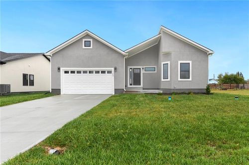 149 S Linn Valley Dr, Linn Valley, KS, 66040-5368 | Card Image