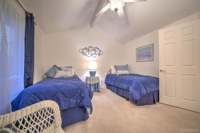 BEDROOM 1 | Image 34