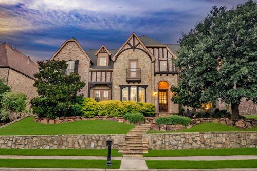 5675 Beacon Hill Dr, Frisco, TX, 75036-1988 | Card Image