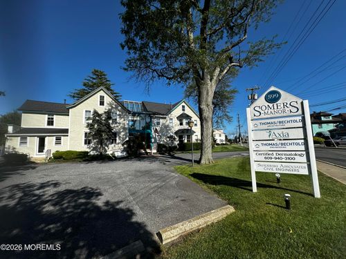 202-599 Shore Rd, Somers Point, NJ, 08244-2400 | Card Image