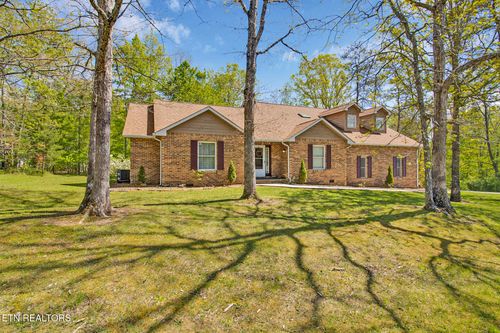 204 Meadowview Drive, Crossville, TN, 38558 | Card Image