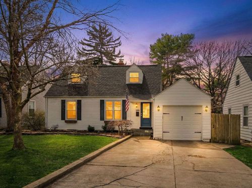 569 Loveman Ave, Worthington, OH, 43085-3717 | Card Image