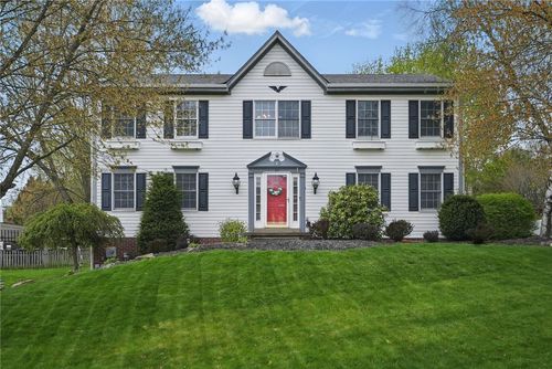 211 Meadowbrook Dr, Cranberry Township, PA, 16066-3153 | Card Image