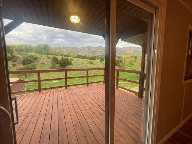 3747 Mountain Rd, House other with 2 bedrooms, 2 bathrooms and null parking in Cedar Bluff VA | Image 34