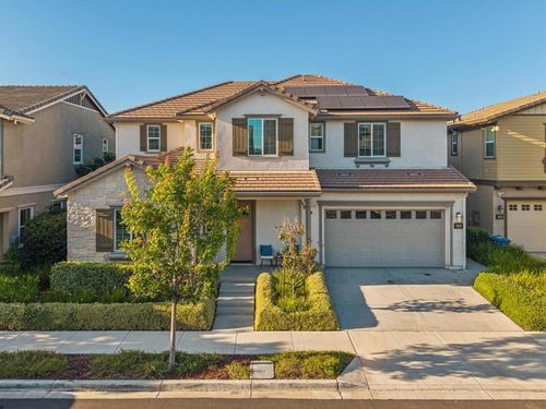 39452 Dragonfly St, Newark, CA, 94560 | Card Image