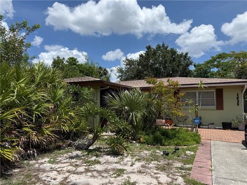 1635 Kensington Ct, Fort Myers, FL, 33907-1106 | Card Image