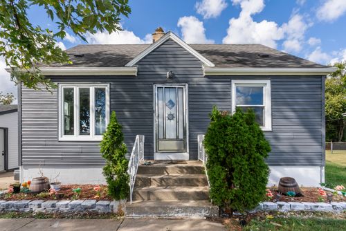 2N152 Wisconsin Ave, Villa Park, IL, 60181-1142 | Card Image