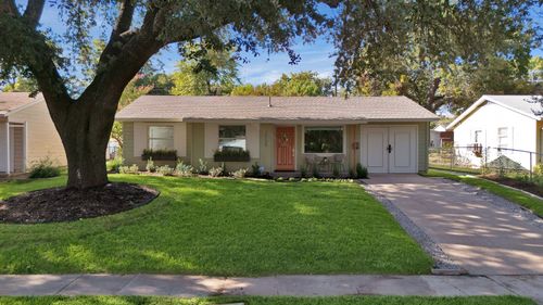 12135 Oberlin Dr, Dallas, TX, 75243-3613 | Card Image