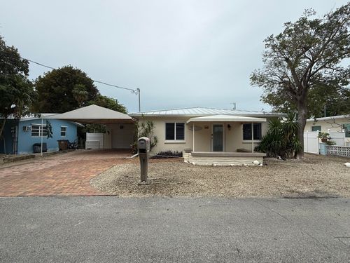 800 50th Court Gulf, Marathon, FL, 33050-2632 | Card Image