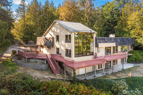 1083 Puget Dr E, Port Orchard, WA, 98366-8503 | Card Image