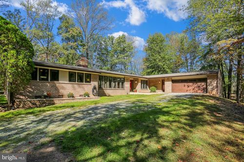 16400 Black Rock Rd, DARNESTOWN, MD, 20874-3212 | Card Image