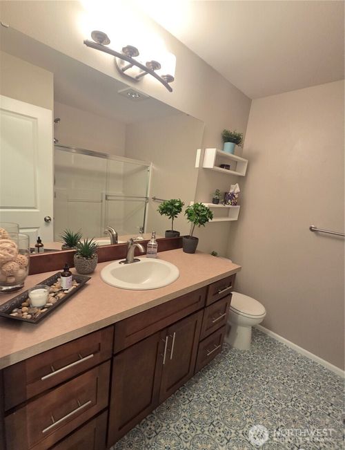 11004 20th Dr Se, Everett, WA, 98208-5241 | Card Image