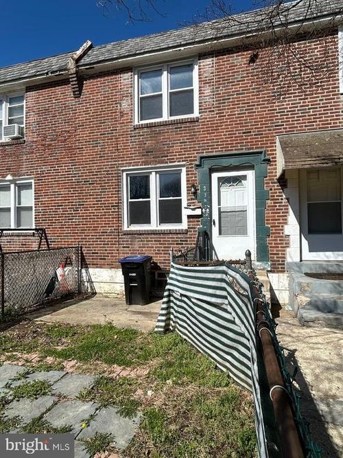 330 W 21st St, CHESTER, PA, 19013-4918 | Card Image