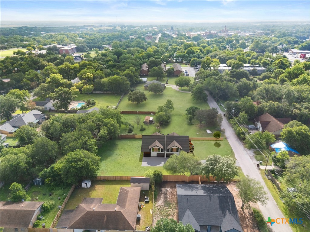 Land in Lockhart 3