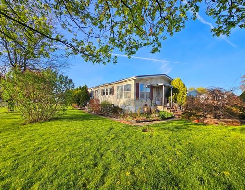 6398 Murphy Dr, Victor, NY, 14564-9202 | Card Image