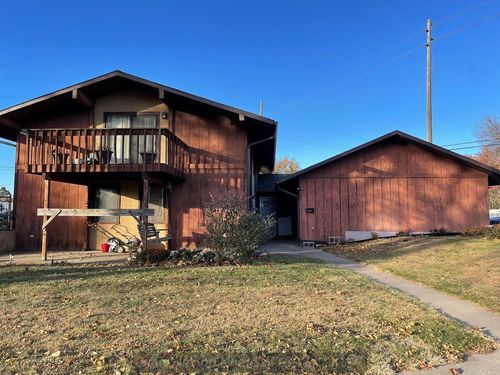304 W 18th St, Grand Island, NE, 68801-2310 | Card Image