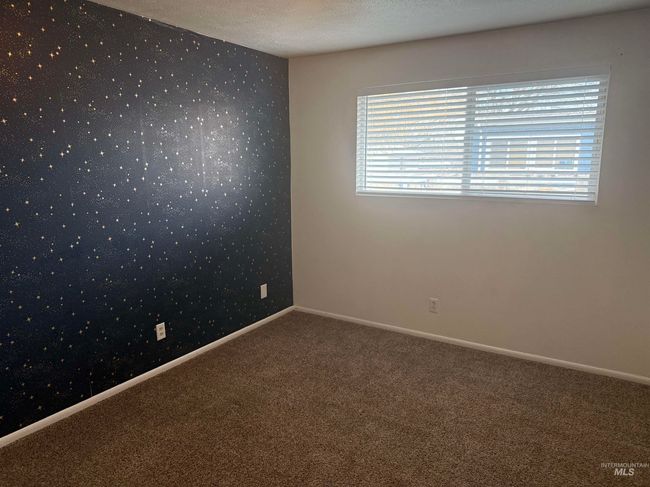 727 Jefferson Ave, Home with 6 bedrooms, 2 bathrooms and null parking in Pocatello ID | Image 7