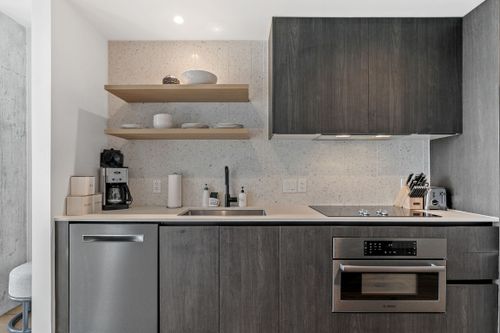 1405-48 East Ave, Austin, TX, 78701-4317 | Card Image