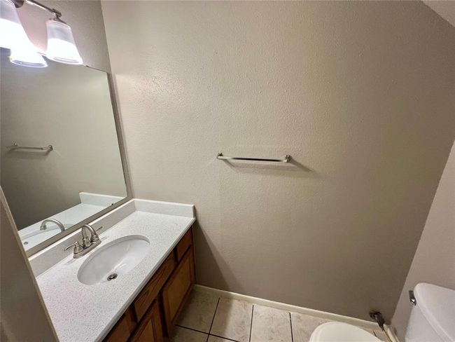 1037 - 1031 N Chenango St, Home with 0 bedrooms, 4 bathrooms and null parking in Angleton TX | Image 7