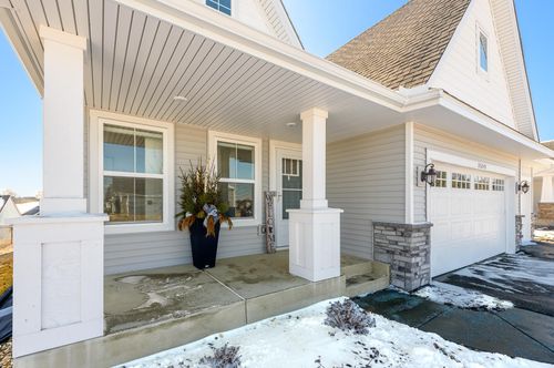 23245 Wood Ln, Rogers, MN, 55374 | Card Image