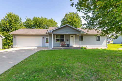1400 21st St, Hazel Green, WI, 53811-9645 | Card Image