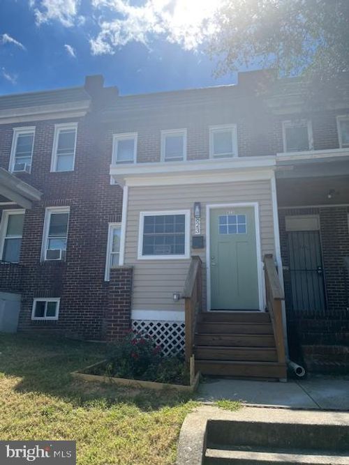 823 Pontiac Ave, BALTIMORE, MD, 21225-2130 | Card Image