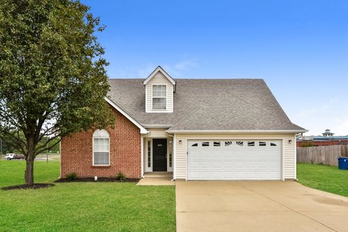 605 Ronnie Erwin Ln, La Vergne, TN, 37086-2458 | Card Image