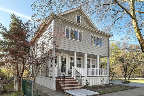 38-38 Lafayette St, Arlington, MA, 02474-8723 | Card Image